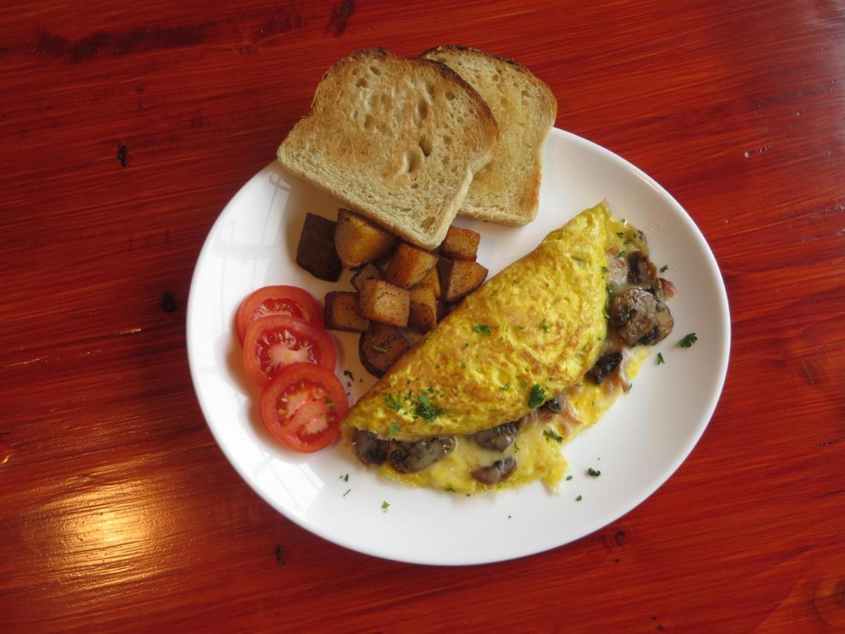 Auberge Cafe Acadien Бонавентур Екстер'єр фото